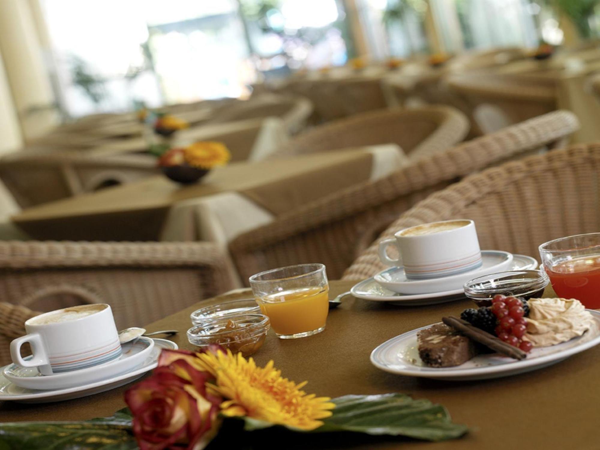 Hotel Poker Riccione Exterior photo