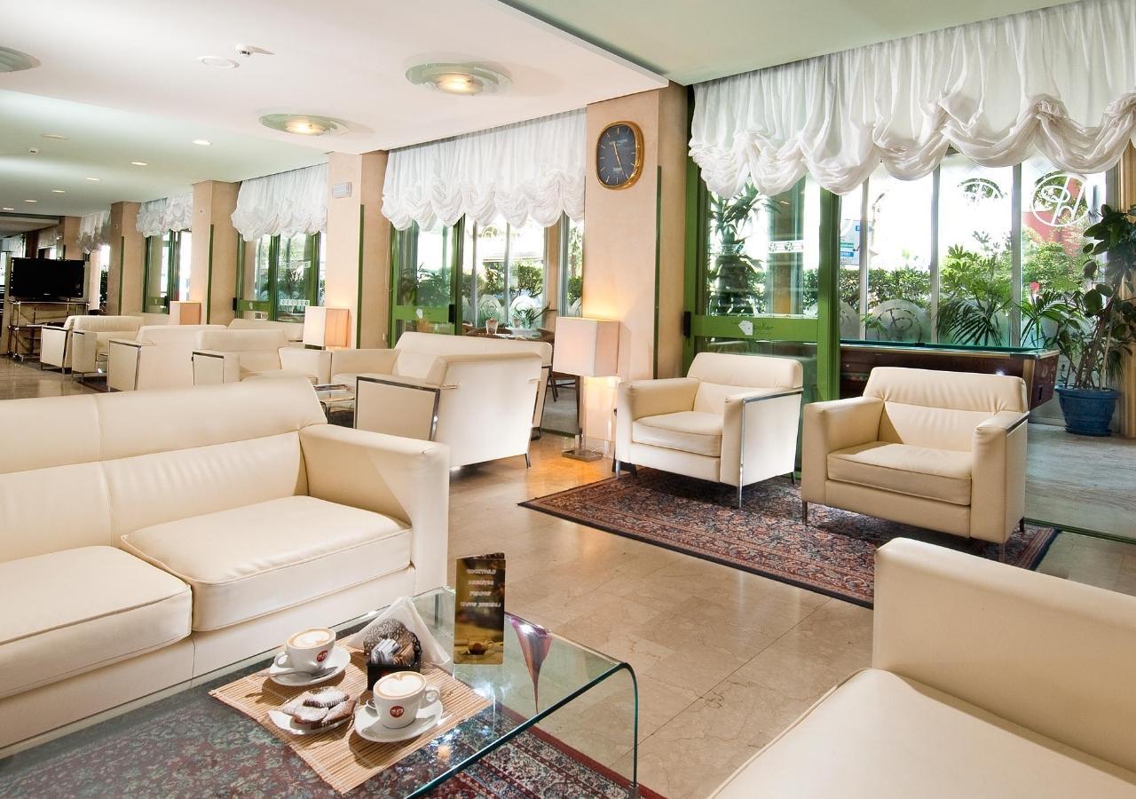 Hotel Poker Riccione Exterior photo